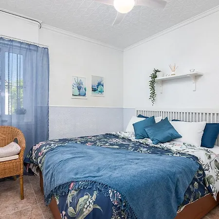 Sunny Torretta House